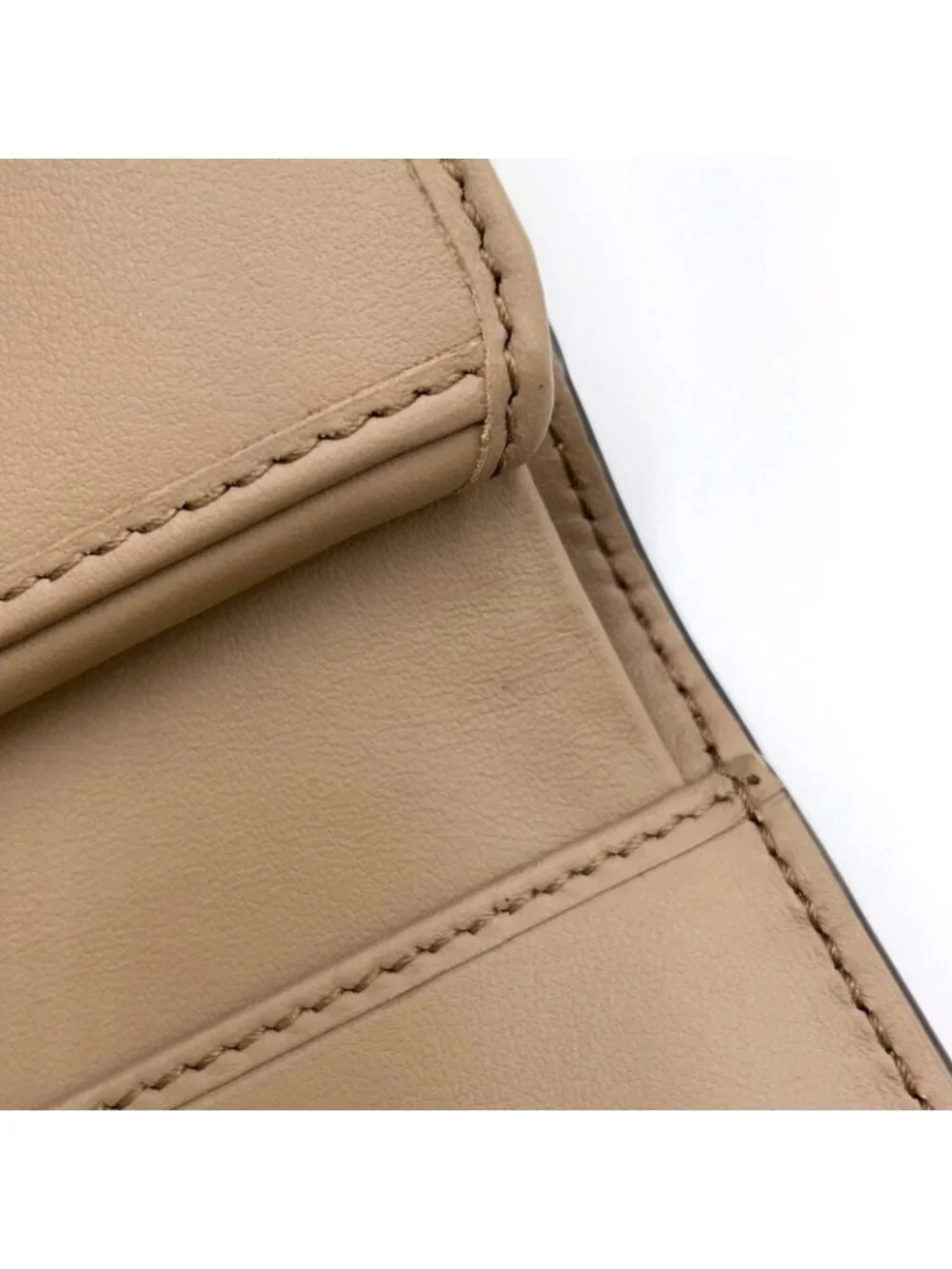 Gucci Dionysus GG Supreme Leather Beige Trifold Wallet Silver - Picture 8 of 15